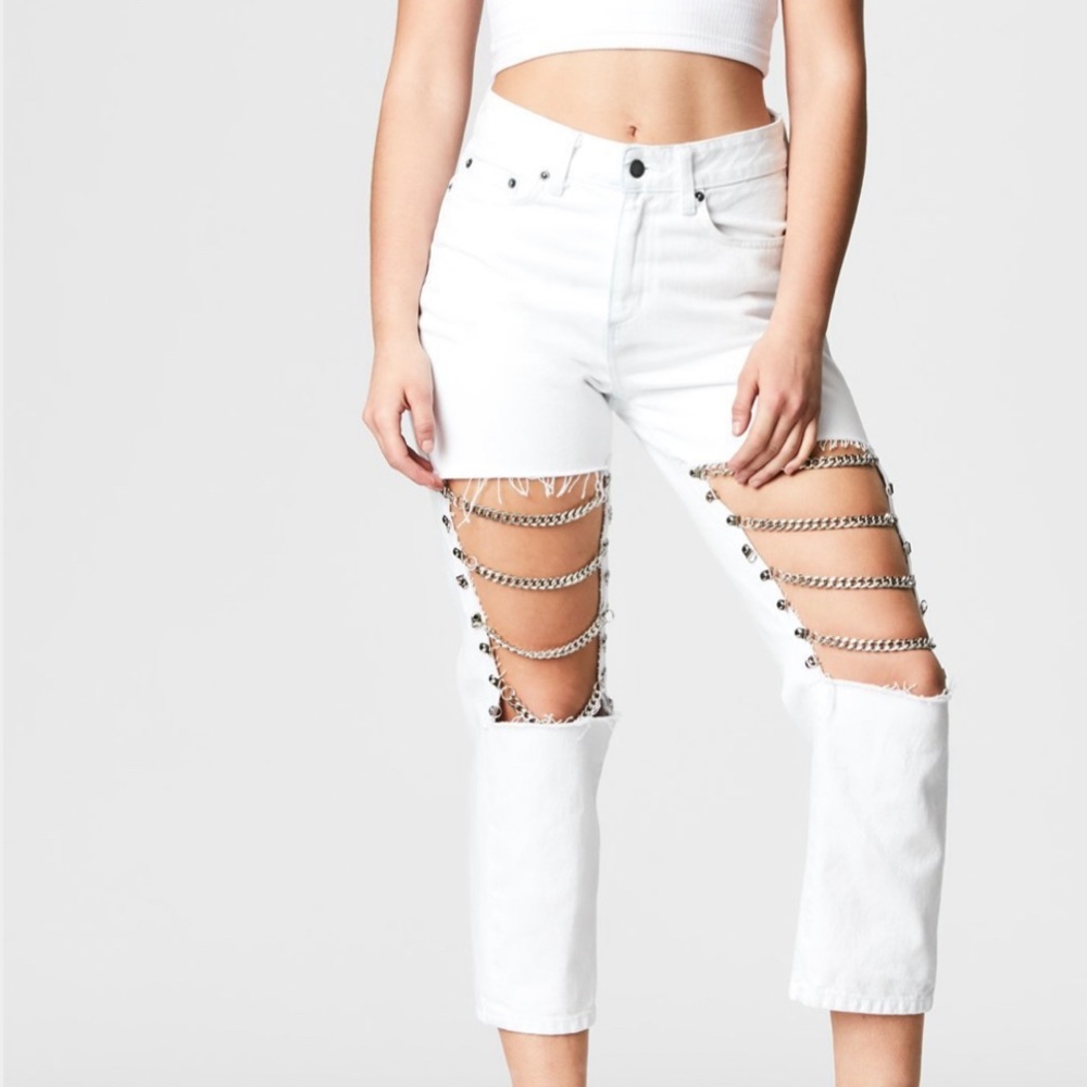 LF white jeans with Knee chains